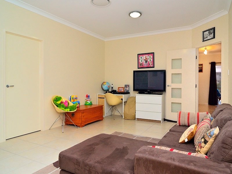 30 Pollock Street, Harrisville QLD 4307