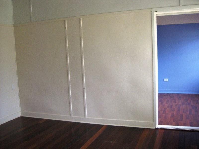 14 Casey Street, Leichhardt QLD 4305