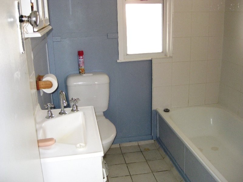 14 Casey Street, Leichhardt QLD 4305