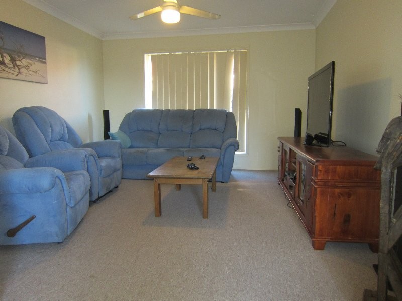 12 Willow Close, Raceview QLD 4305