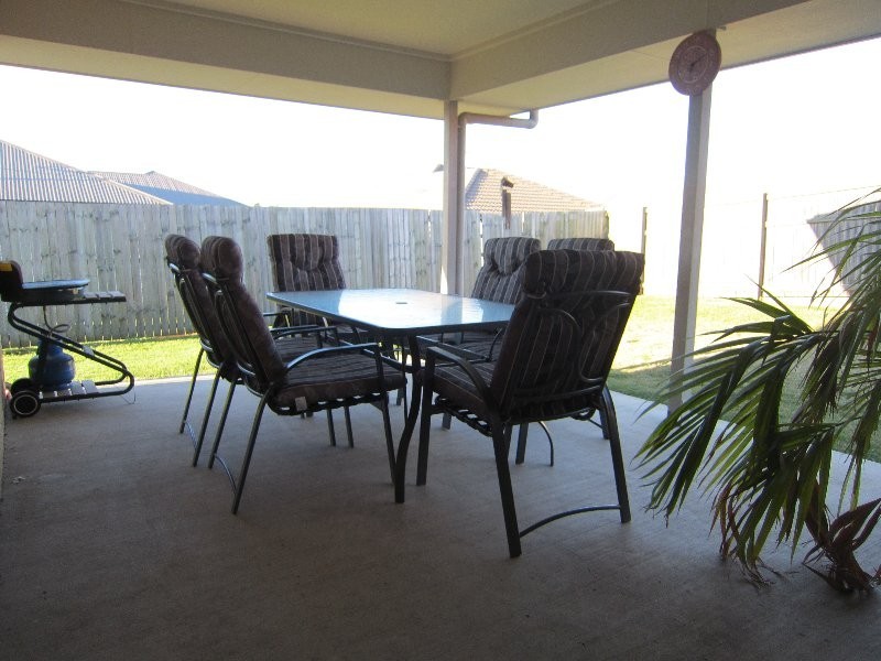 12 Willow Close, Raceview QLD 4305