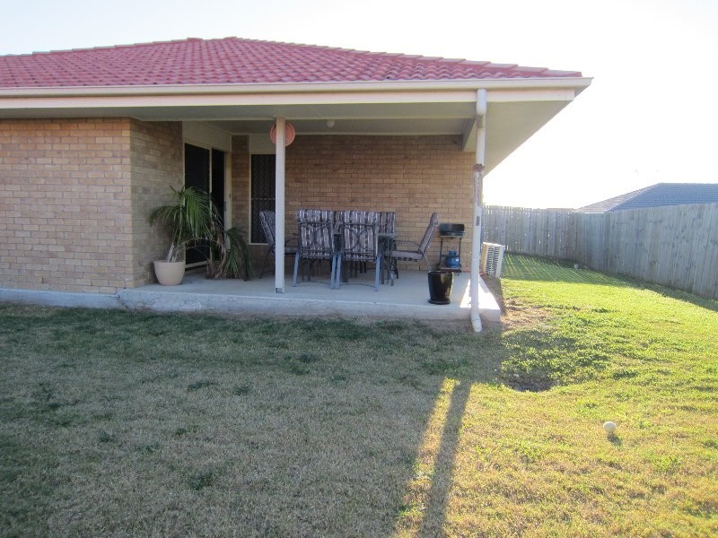 12 Willow Close, Raceview QLD 4305