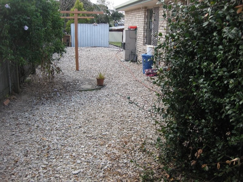 25 BELL STREET, Walloon QLD 4306