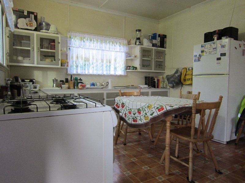 13 Walloon Road, Rosewood QLD 4340