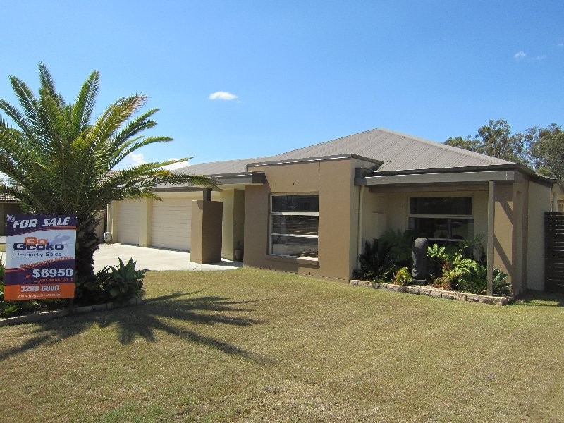 15 Piccadilly Court, Deebing Heights QLD 4306