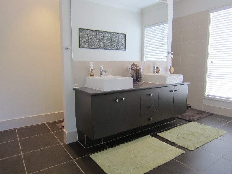 15 Piccadilly Court, Deebing Heights QLD 4306