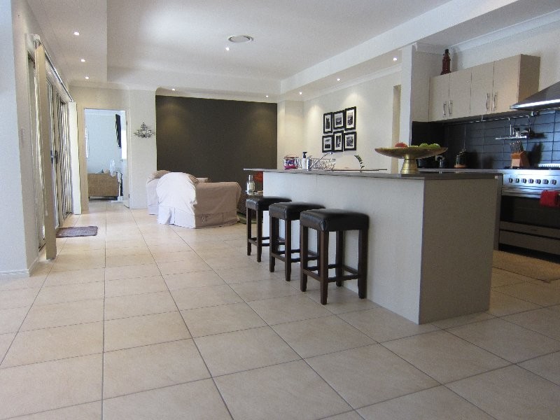 15 Piccadilly Court, Deebing Heights QLD 4306