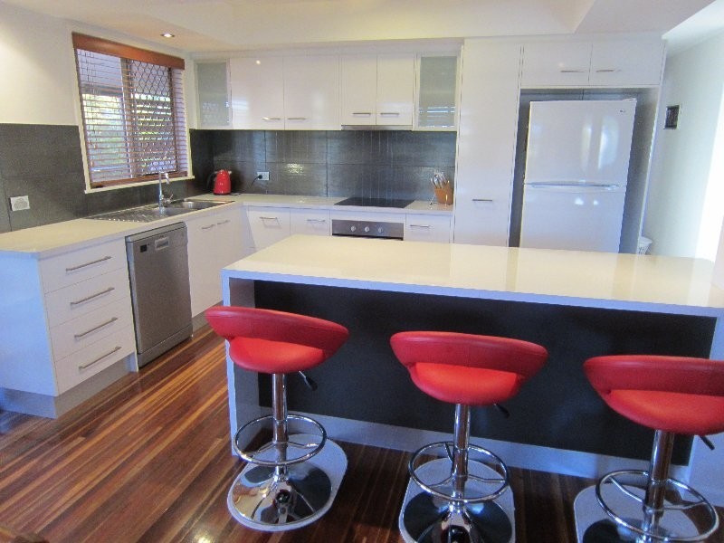 6 Mangonia Street, Raceview QLD 4305