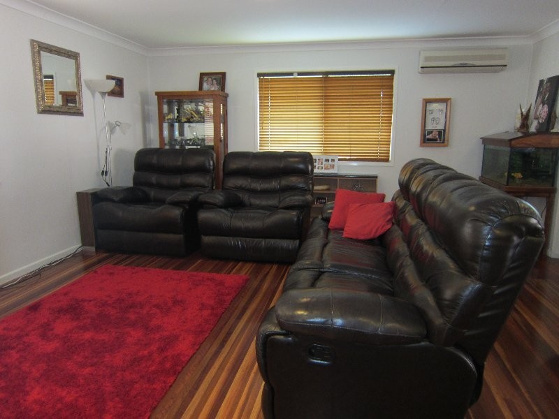 6 Mangonia Street, Raceview QLD 4305