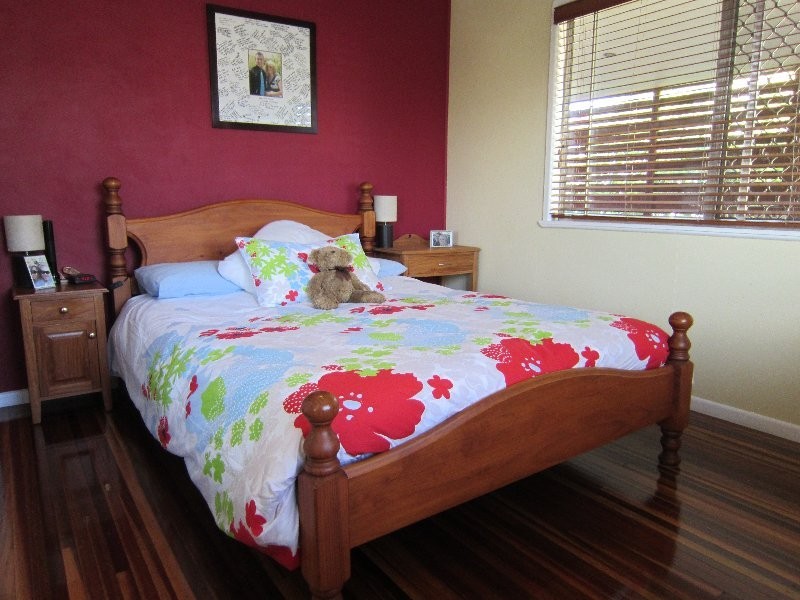 6 Mangonia Street, Raceview QLD 4305