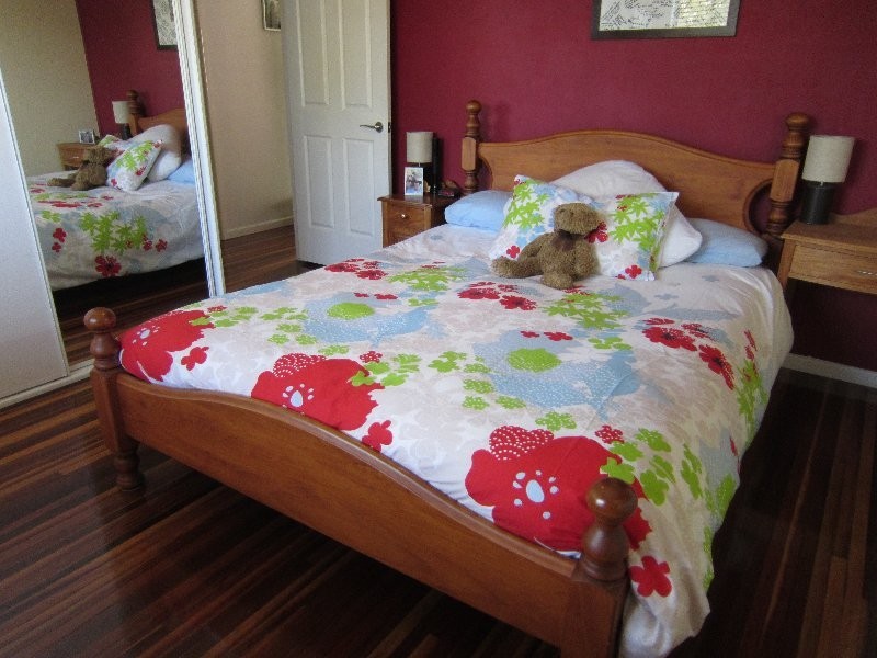 6 Mangonia Street, Raceview QLD 4305