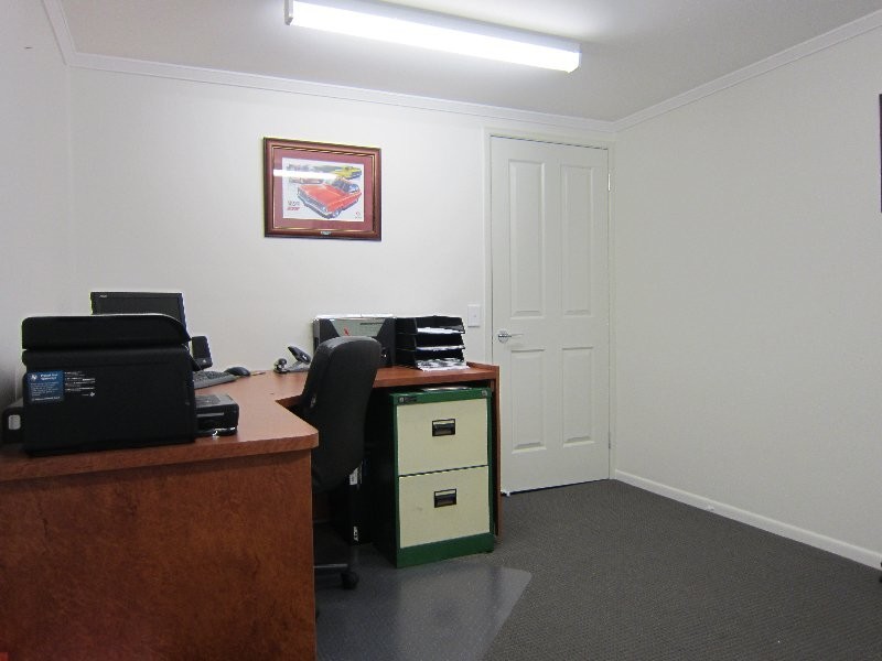 6 Mangonia Street, Raceview QLD 4305