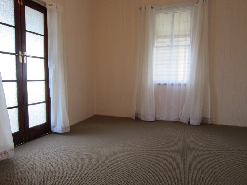 5 Fernvale Road, Brassall QLD 4305