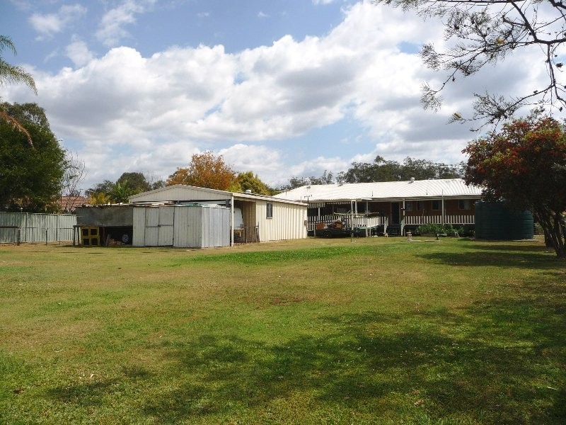 5 Macadamia Court, Walloon QLD 4306