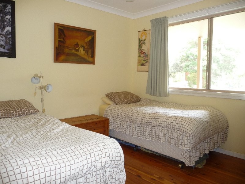 5 Macadamia Court, Walloon QLD 4306