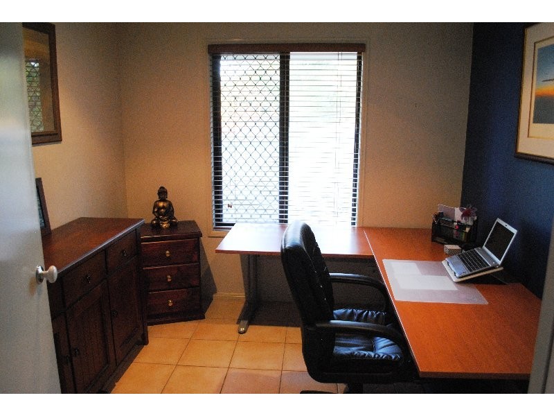 26 Dan Street, Chuwar QLD 4306
