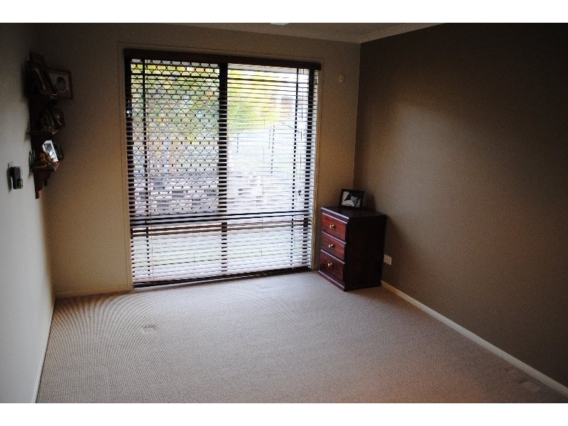 26 Dan Street, Chuwar QLD 4306
