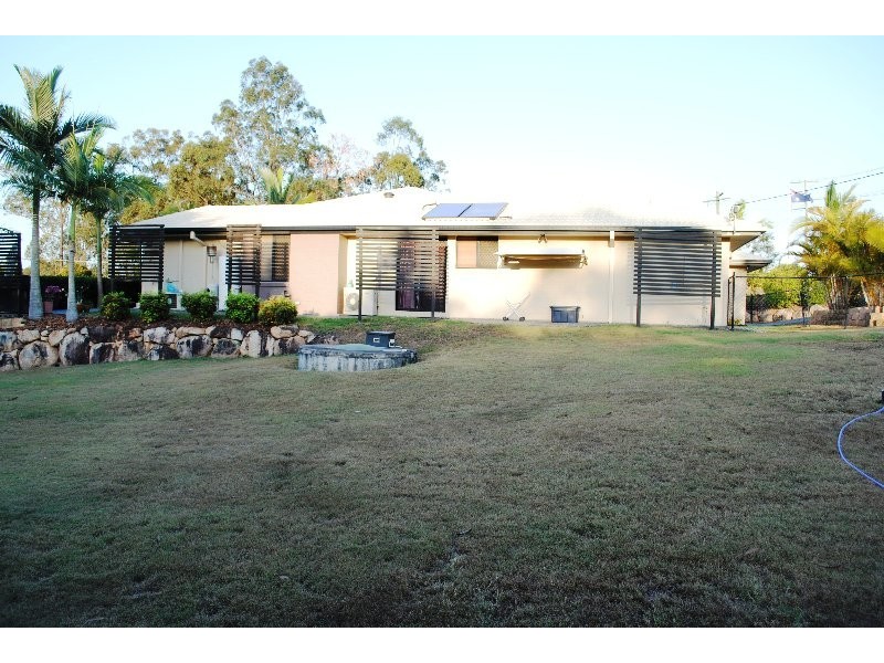 26 Dan Street, Chuwar QLD 4306