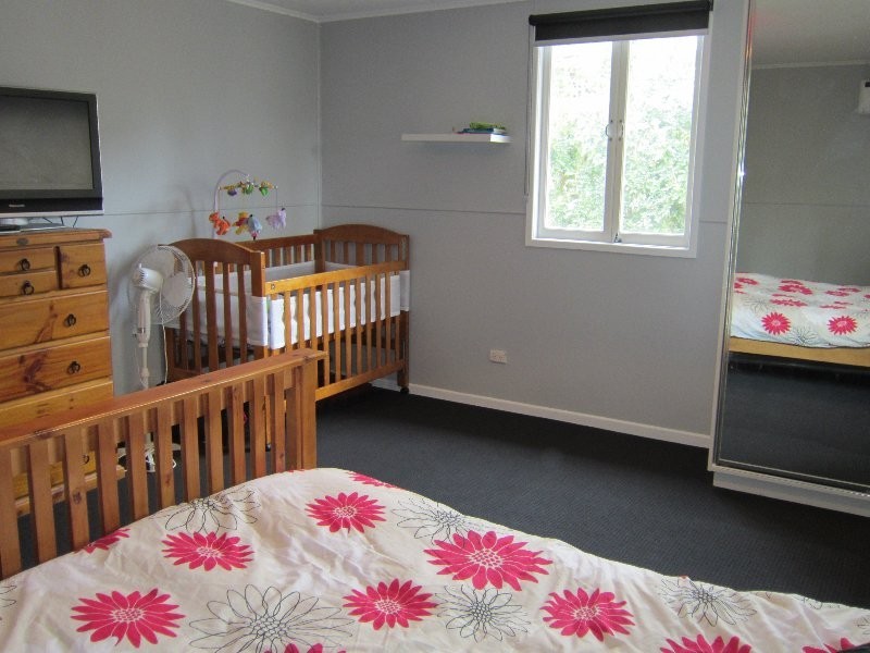 12 Winston Street, Yamanto QLD 4305