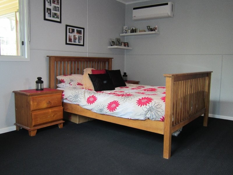 12 Winston Street, Yamanto QLD 4305