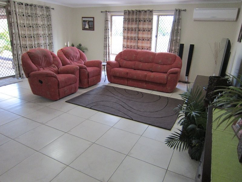 2 Sheridan Court, Willowbank QLD 4306