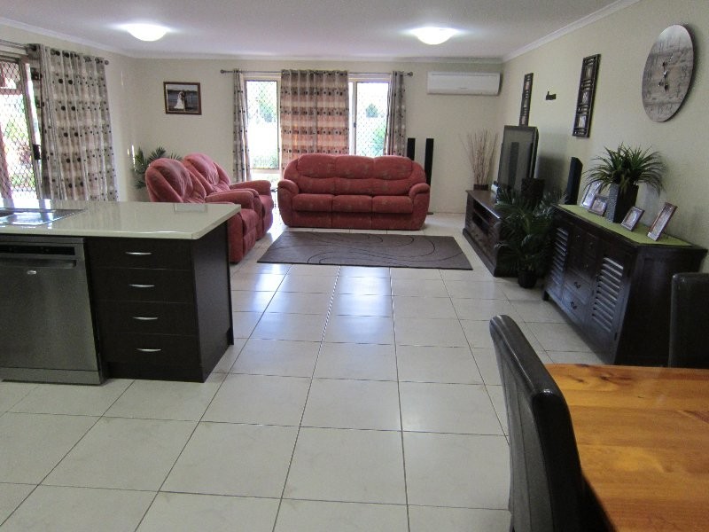 2 Sheridan Court, Willowbank QLD 4306