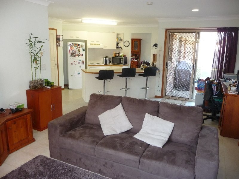 10 Oregon Close, Yamanto QLD 4305