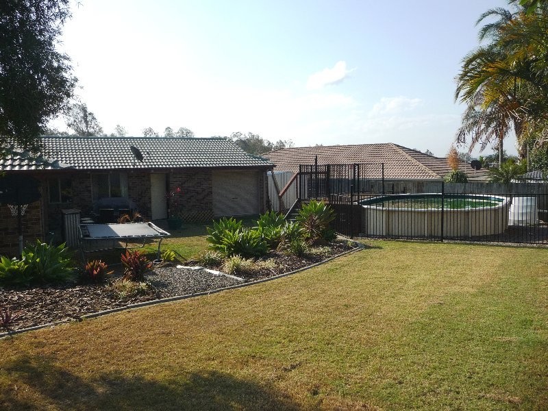 10 Oregon Close, Yamanto QLD 4305