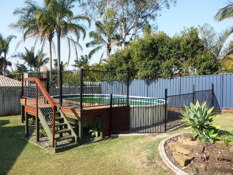 10 Oregon Close, Yamanto QLD 4305