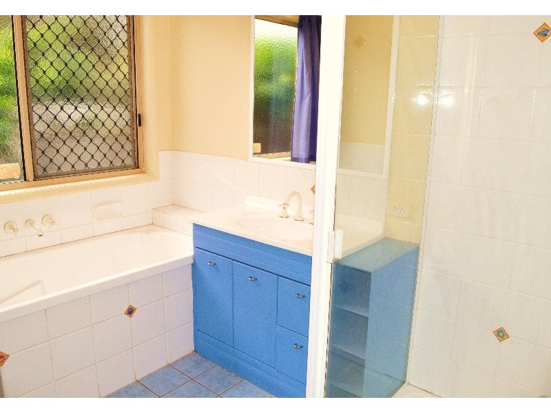 2 Palma Rosa Drive, Wulkuraka QLD 4305