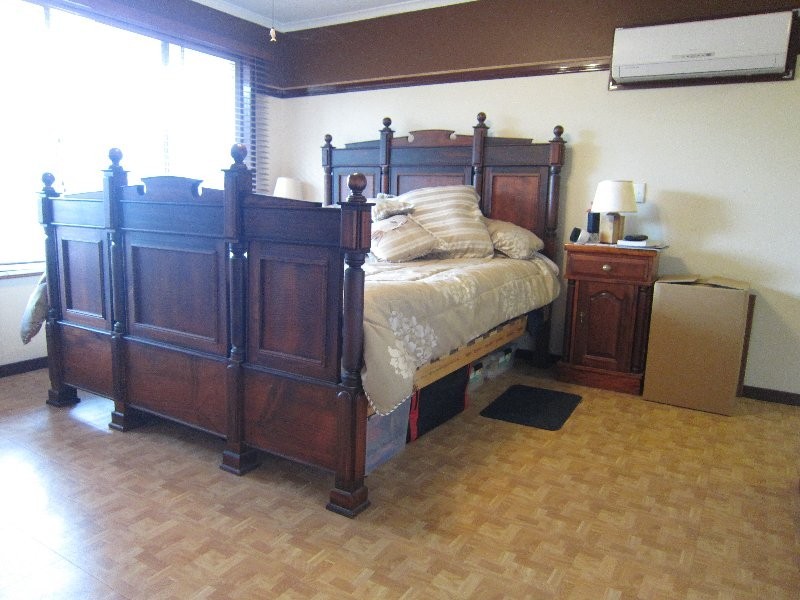 9 Midland Street, Yamanto QLD 4305