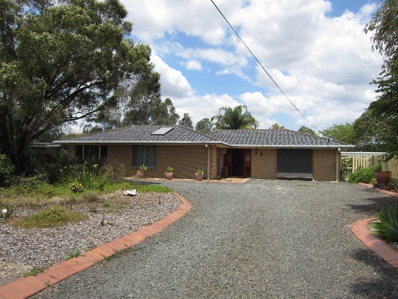 9 Midland Street, Yamanto QLD 4305