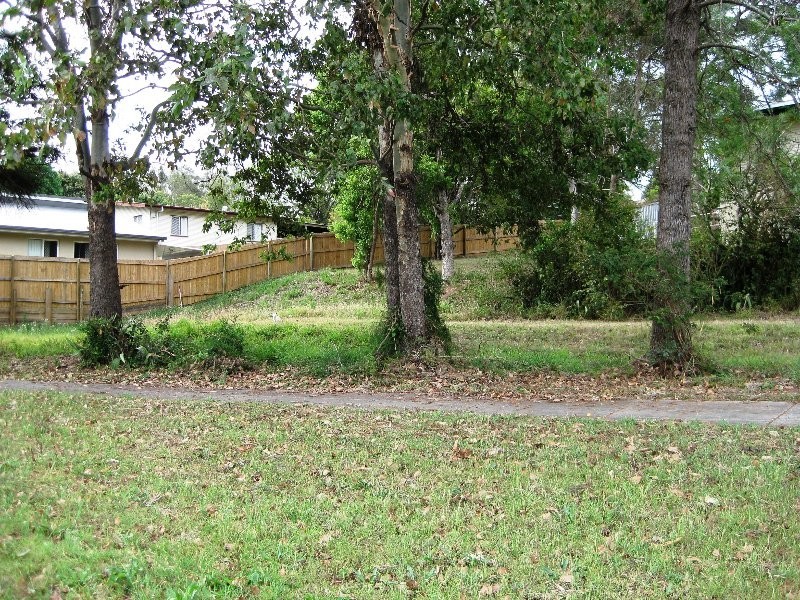 2 Allen Street, North Ipswich QLD 4305