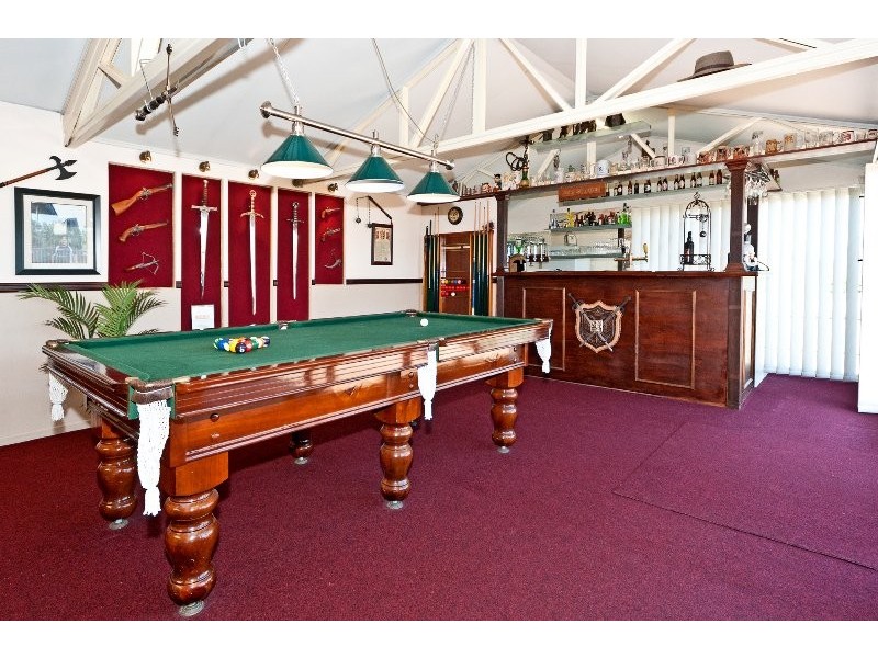 36 Roland Court, Peak Crossing QLD 4306