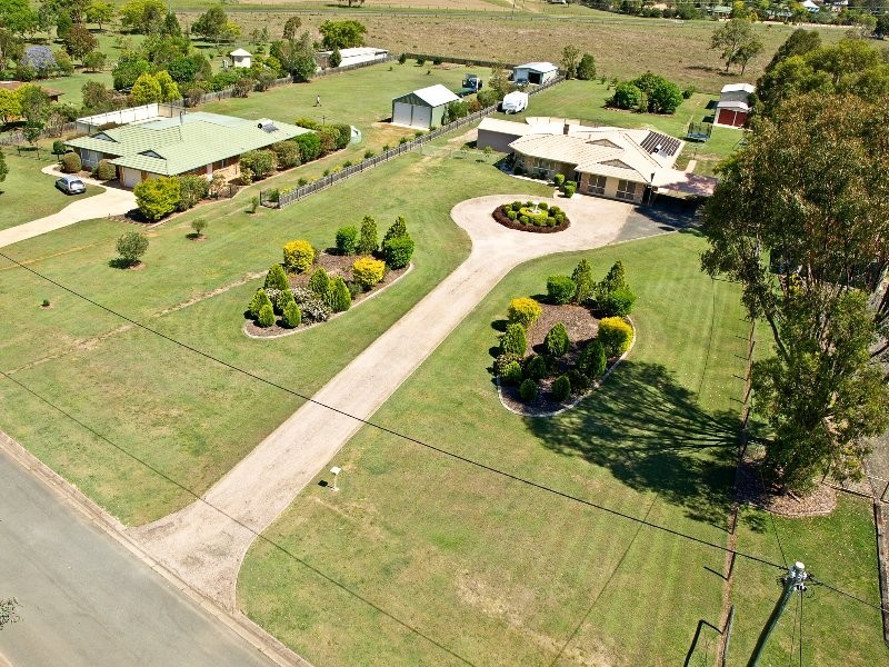 36 Roland Court, Peak Crossing QLD 4306