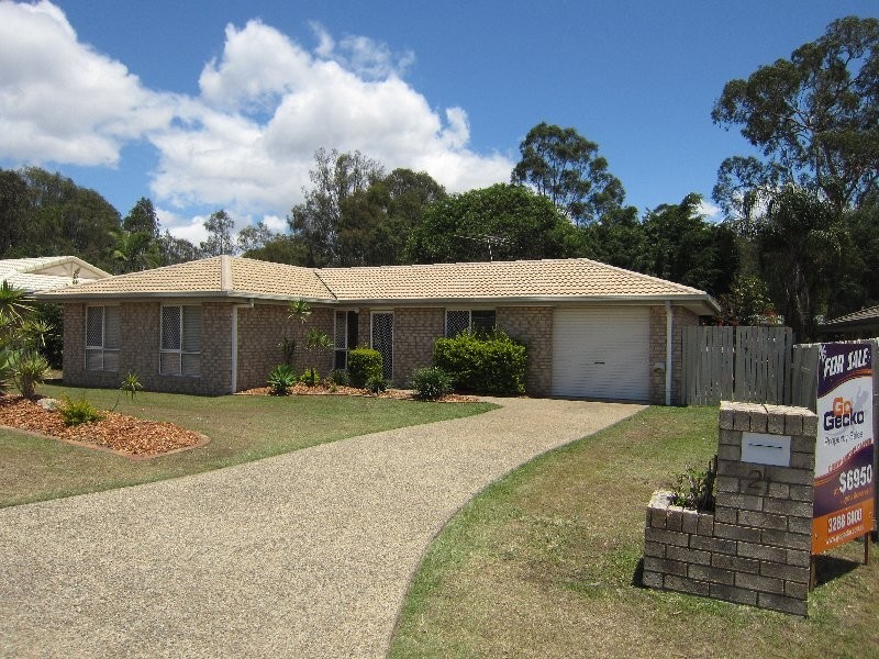 21 Oregon Close, Yamanto QLD 4305