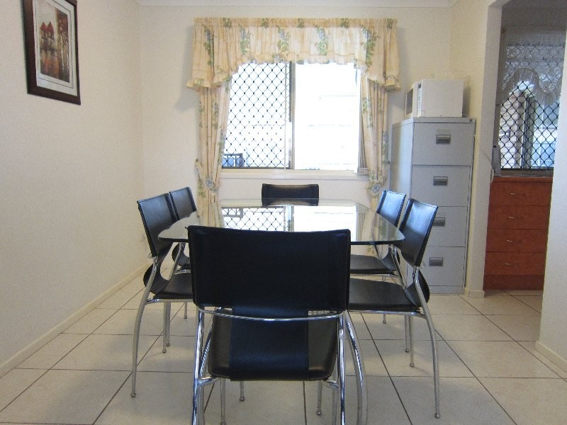 55 Discovery Street, Flinders View QLD 4305