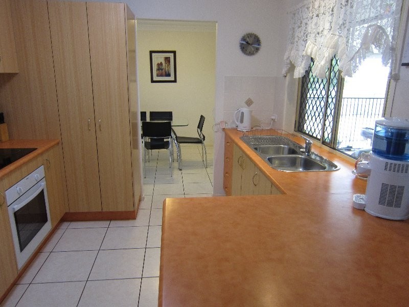 55 Discovery Street, Flinders View QLD 4305