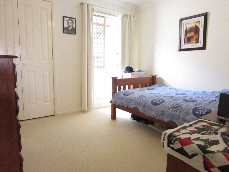 55 Discovery Street, Flinders View QLD 4305