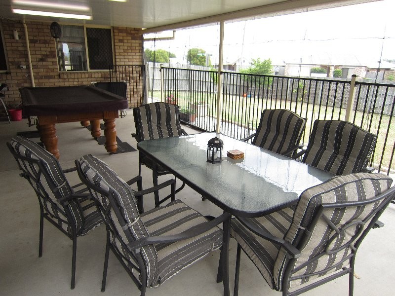 55 Discovery Street, Flinders View QLD 4305