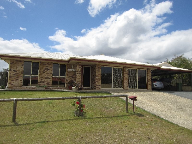 55 Discovery Street, Flinders View QLD 4305