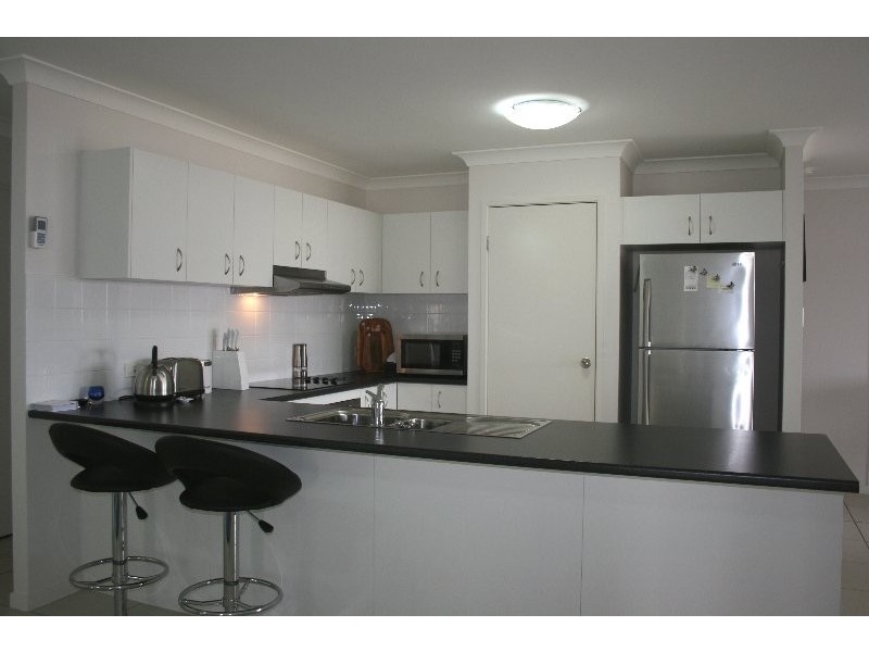 2/2 Claydon Place, Rosewood QLD 4340