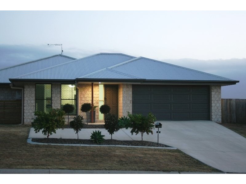 2/2 Claydon Place, Rosewood QLD 4340