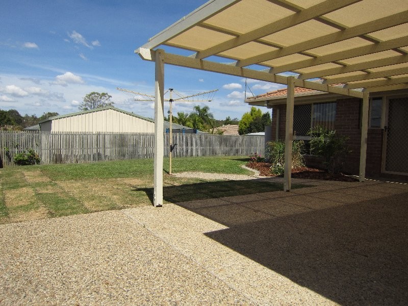 4 Capriole Close, Yamanto QLD 4305
