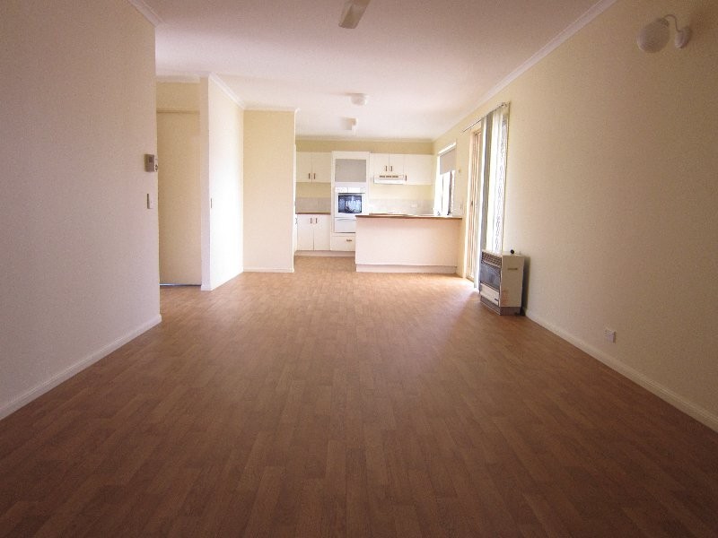 4 Capriole Close, Yamanto QLD 4305