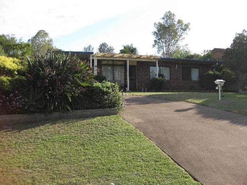 4 Melbury Street, Willowbank QLD 4306