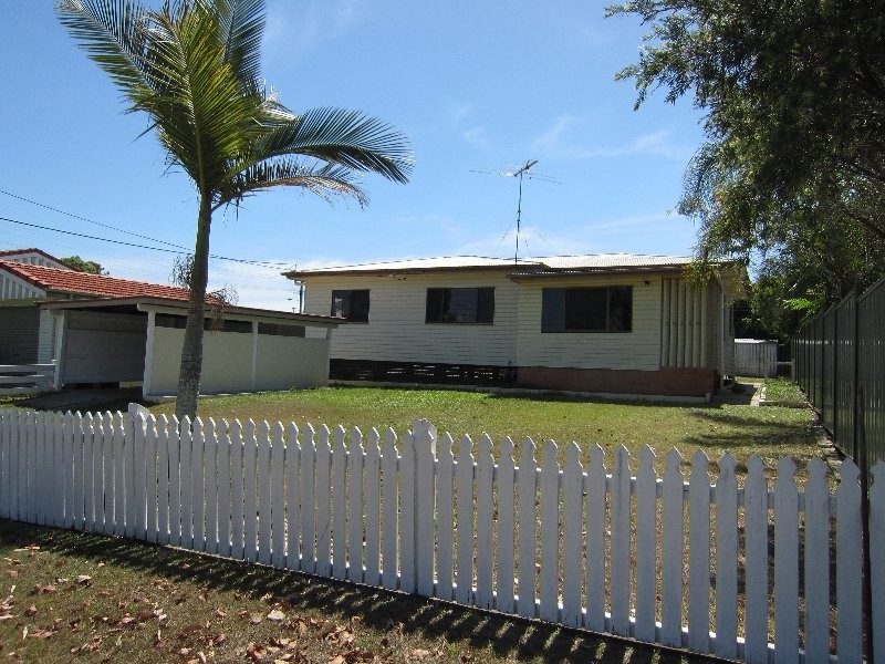 2 Leslie Street, East Ipswich QLD 4305