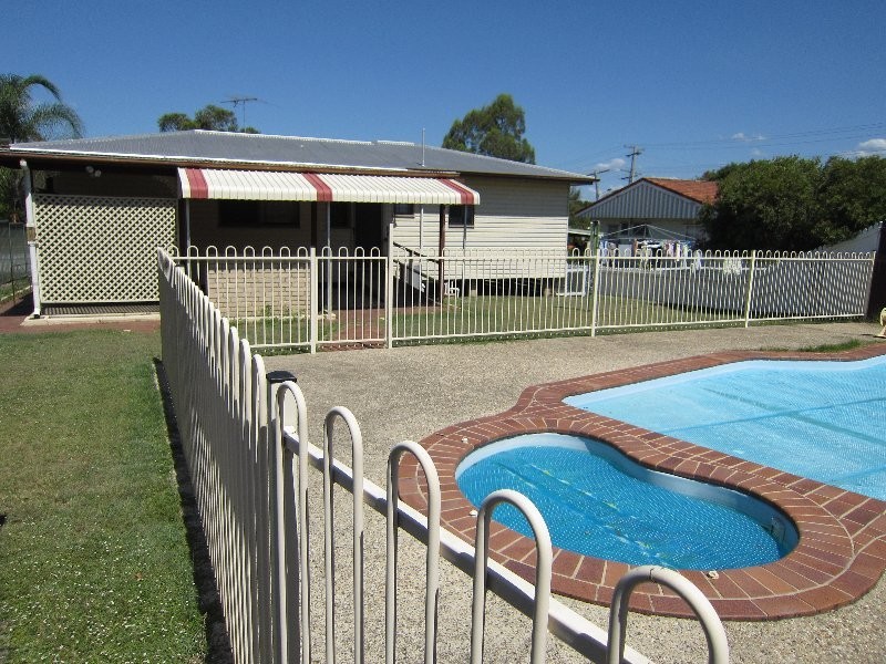 2 Leslie Street, East Ipswich QLD 4305