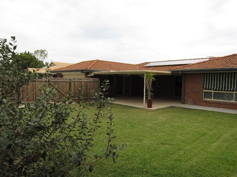 9 Pioneer Drive, Raceview QLD 4305