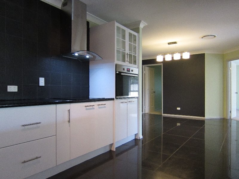 9 Pioneer Drive, Raceview QLD 4305